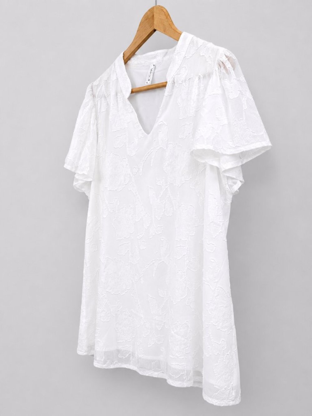 White Floral Textured Chiffon Blouse Flutter Sleeve V Neck Top Medium - Picture 3 of 5